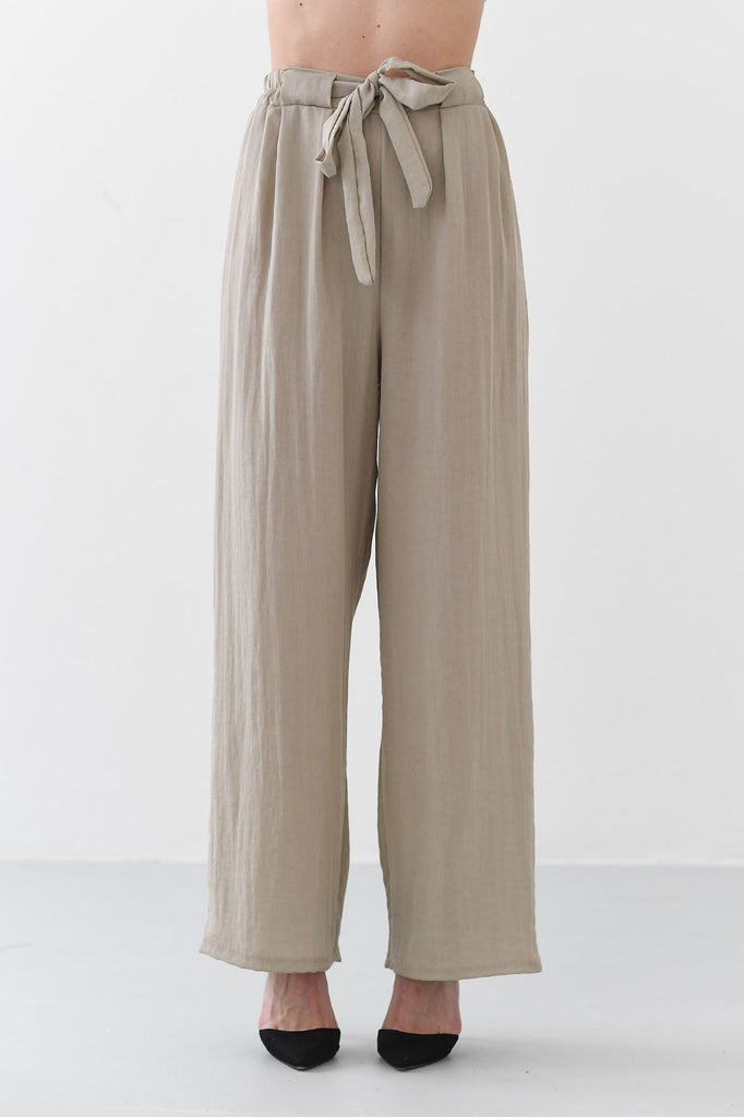 Pantalone a palazzo beige a vita alta - Tabloit.it