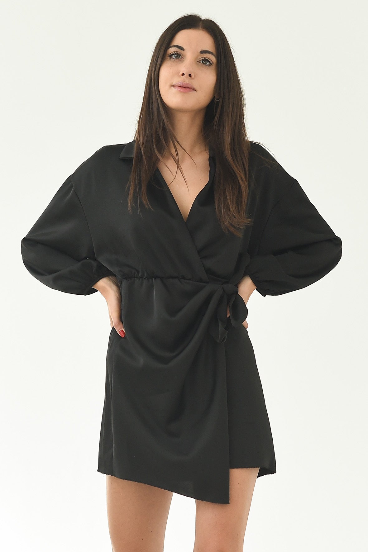 Vestito a portafoglio nero con colletto TABLOIT.IT Tabloit