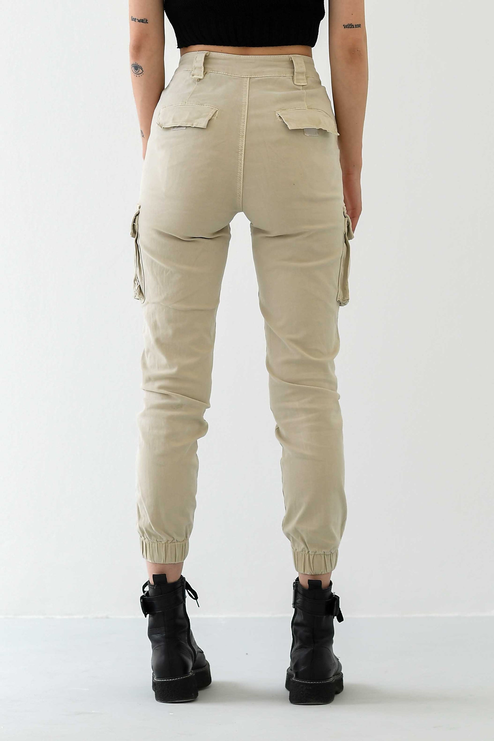 shownicer Pantaloni Donna Pantaloni in Lino Estivi 3/4 shownicer Pantaloni Donna Pantaloni in Lino Estivi 3/4