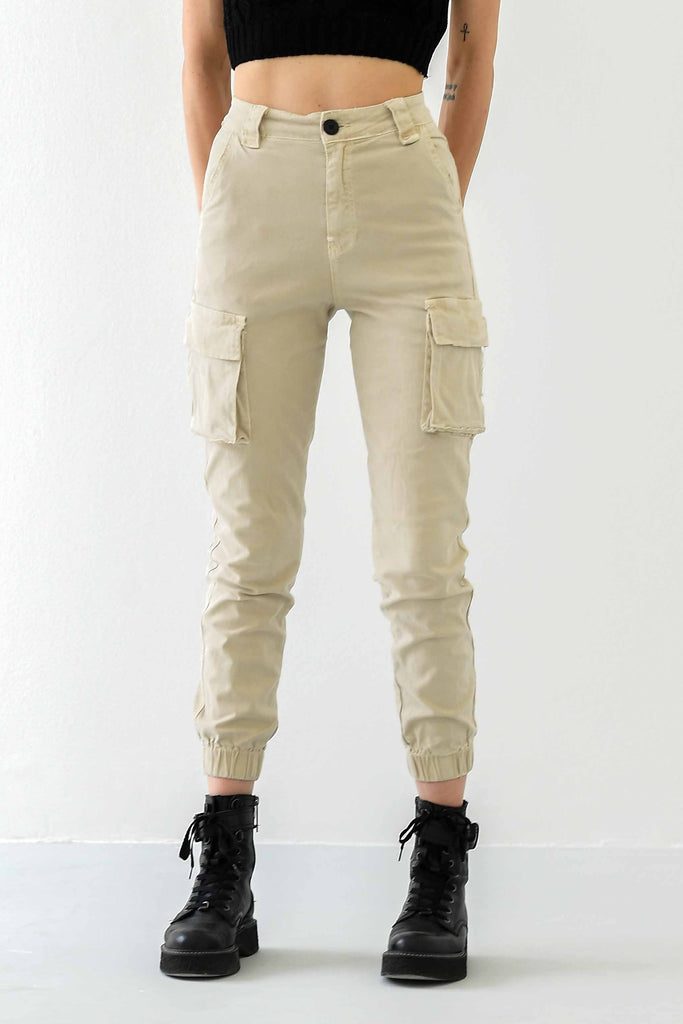 Pantaloni cargo a vita alta color sabbia - Tabloit.it