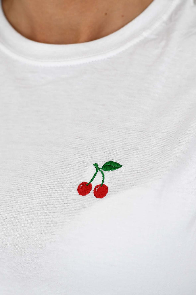 t-shirt bianca con ricamo ciliegia - Tabloit.it